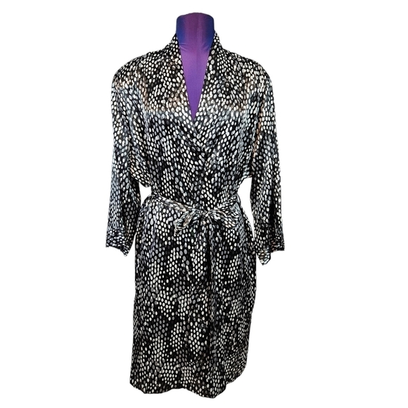 Ambrielle Black & Silver Polka Dot Satin Robe Size XL Women's‎ C66 - Picture 10 of 10